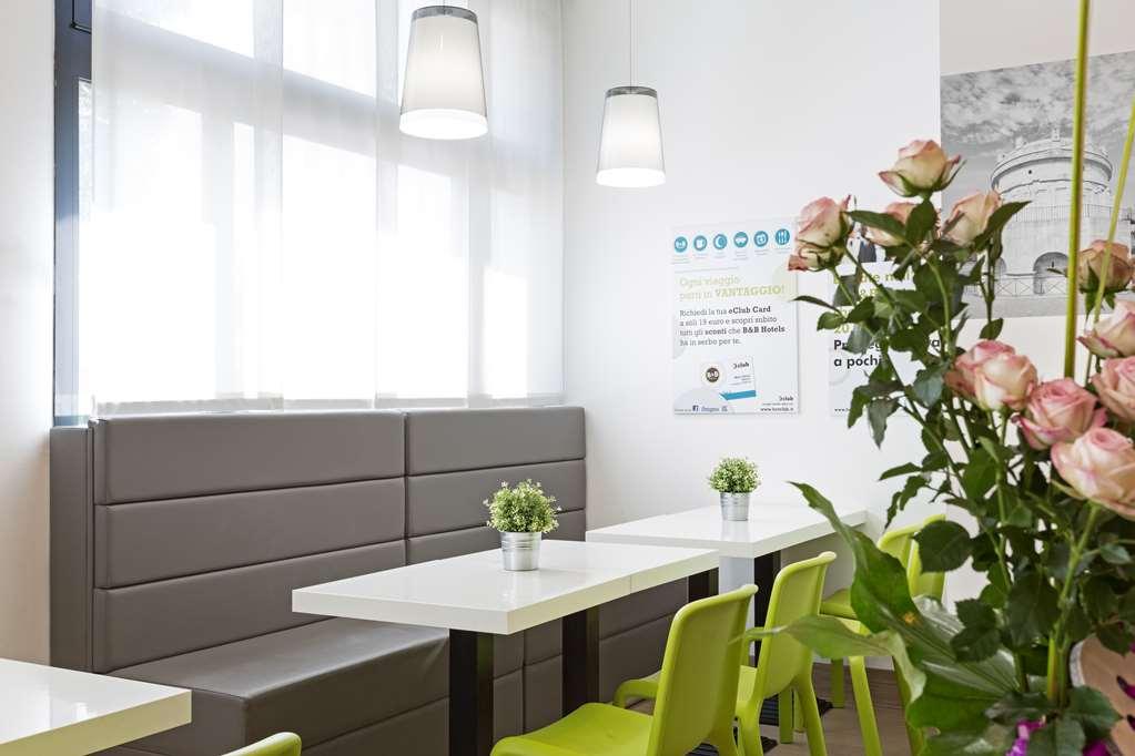 B&B Hotel Равенна Ресторан фото